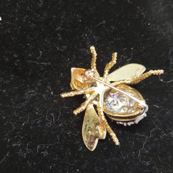 Diamond Bee pin brooch Ruby eyes, 18k yellow gold, Herbert Rosenthal, Natural - Picture 14 of 15
